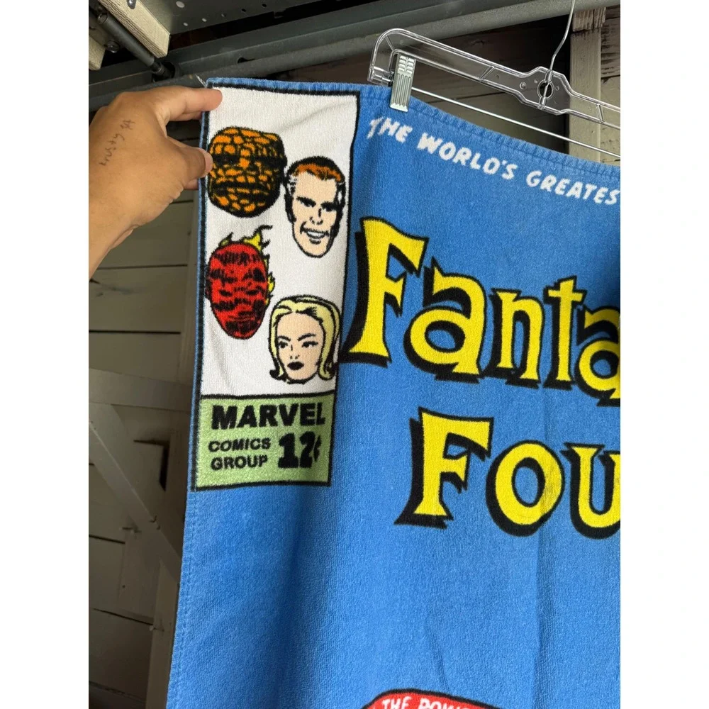 Marvel Comics Fantastic Four Super-Skrull Beach Towel Blue 2005 Issue 18 Art